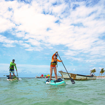 How to Choose the Right Clothing for Paddle Boarding: A Guide for All Seasons